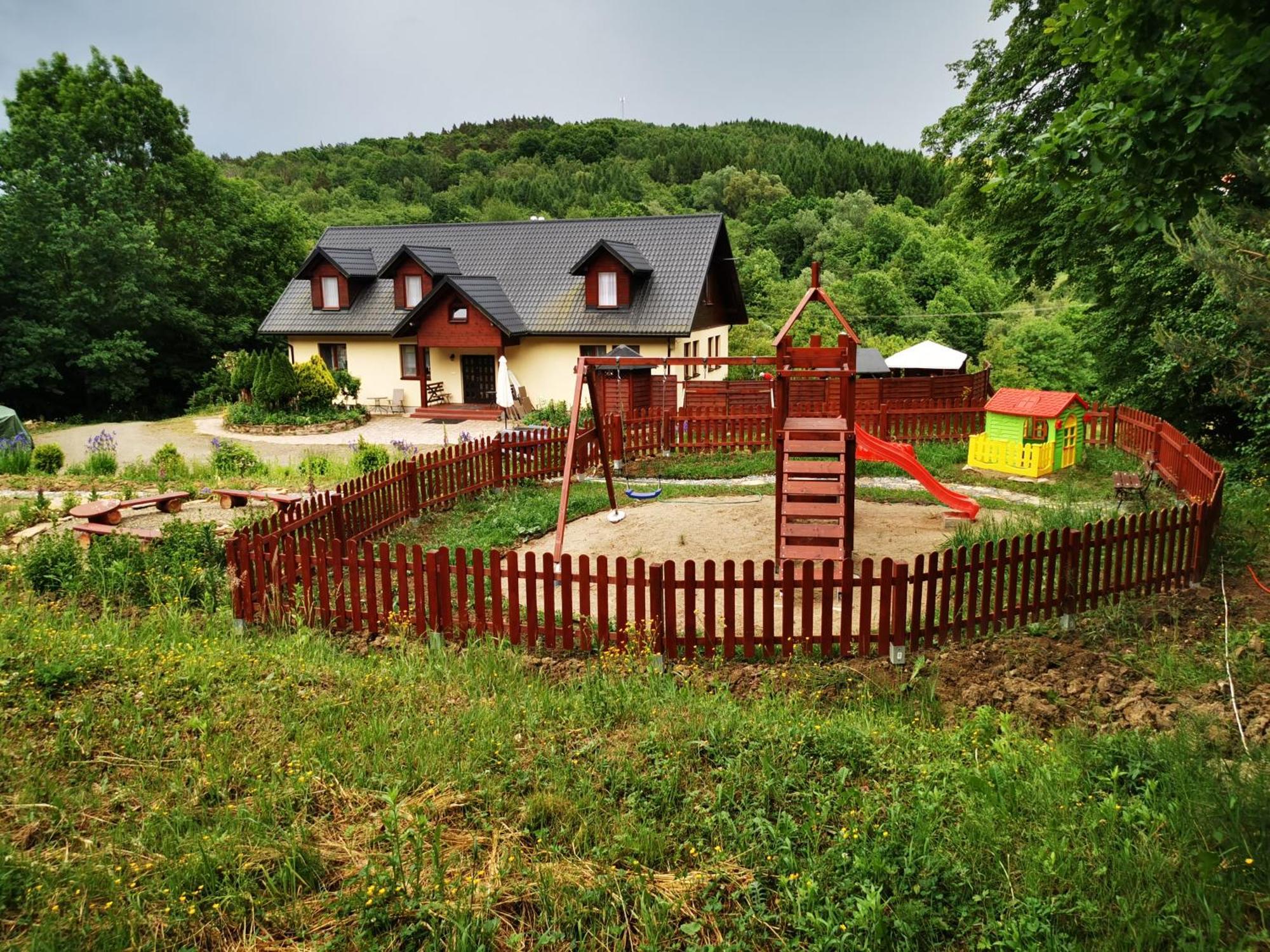 Zakole Sanu Villa Dubiecko Екстериор снимка